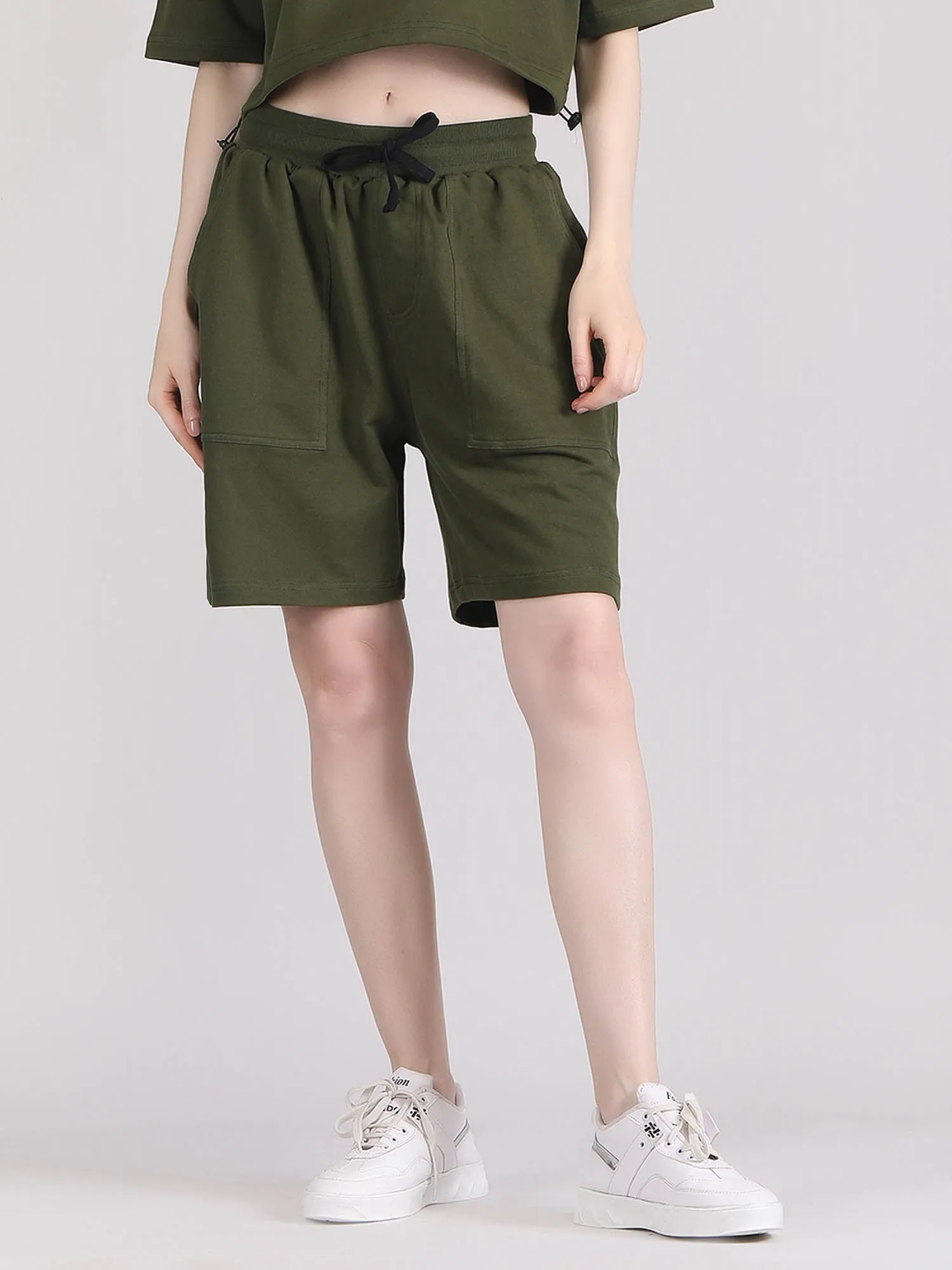 womens knee length shorts