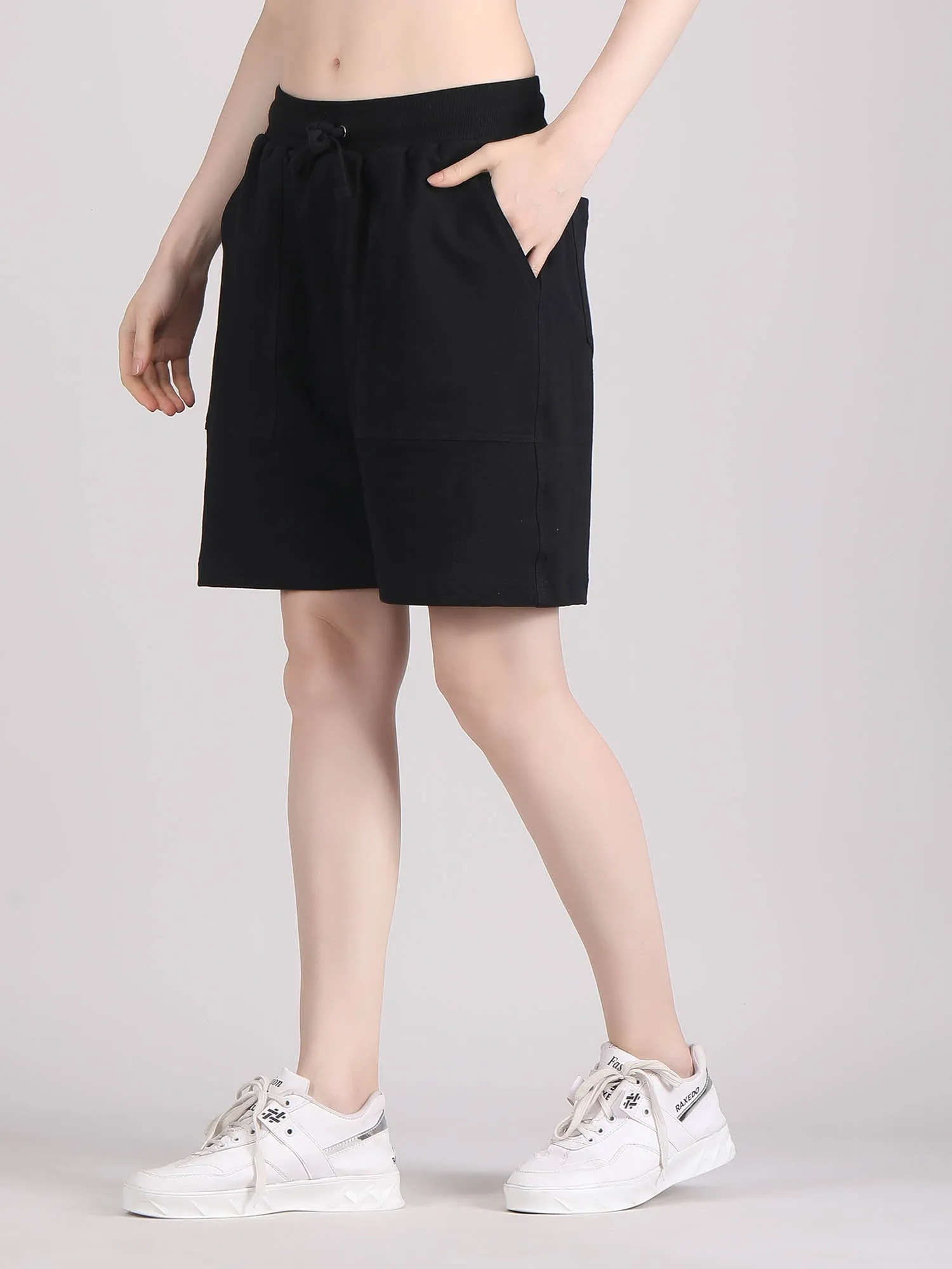 womens knee length shorts