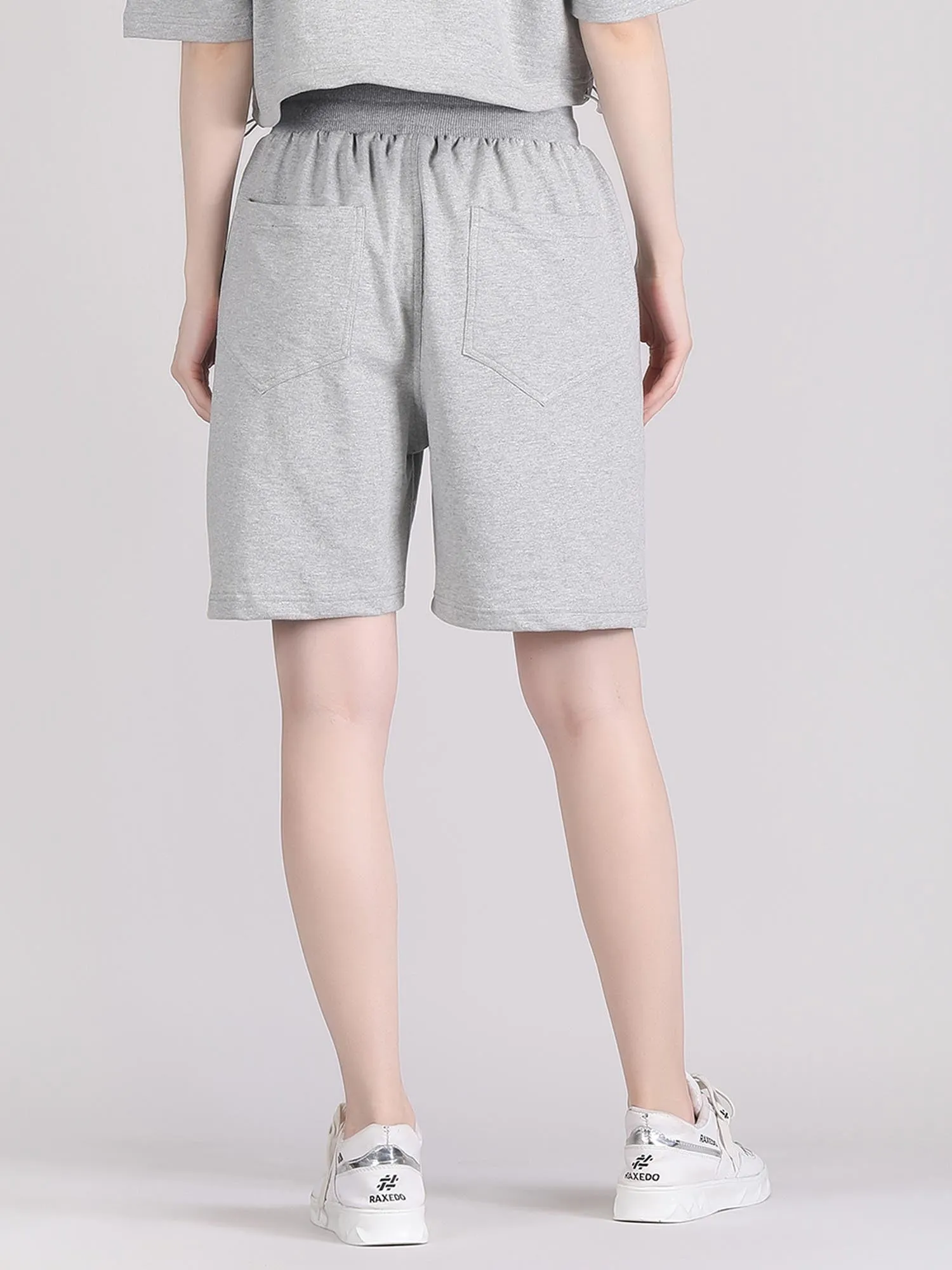 womens knee length shorts