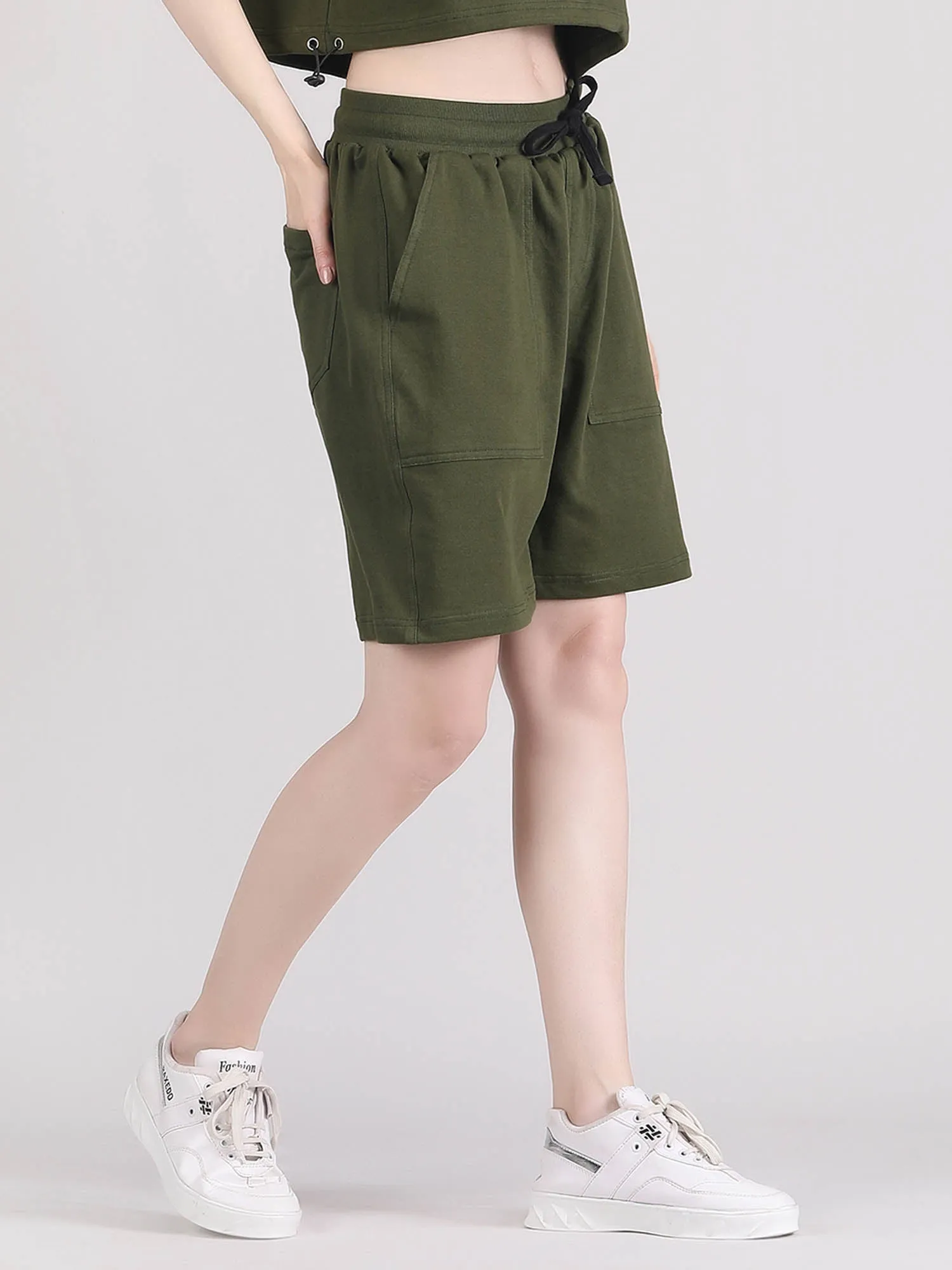 womens knee length shorts