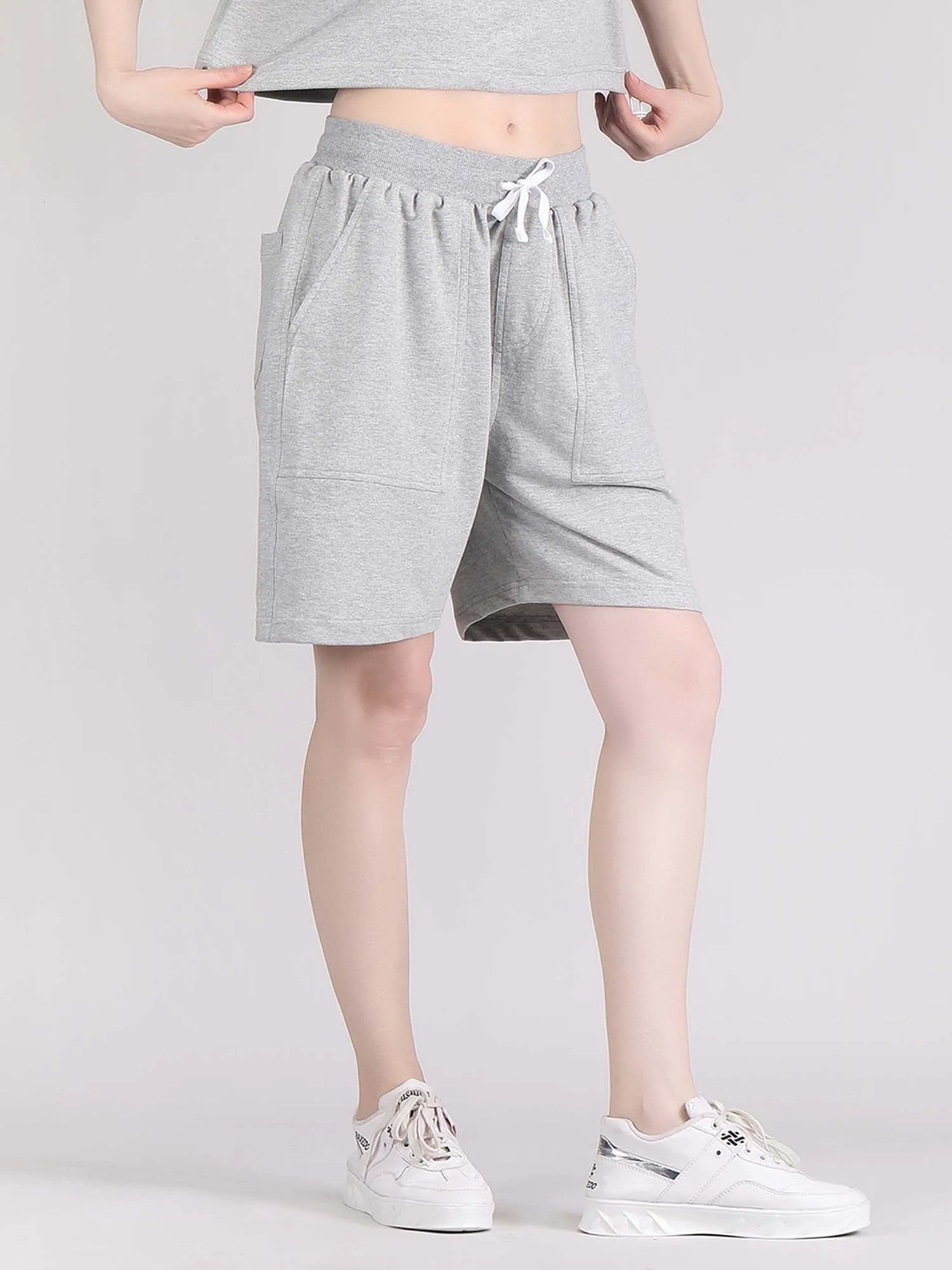 womens knee length shorts