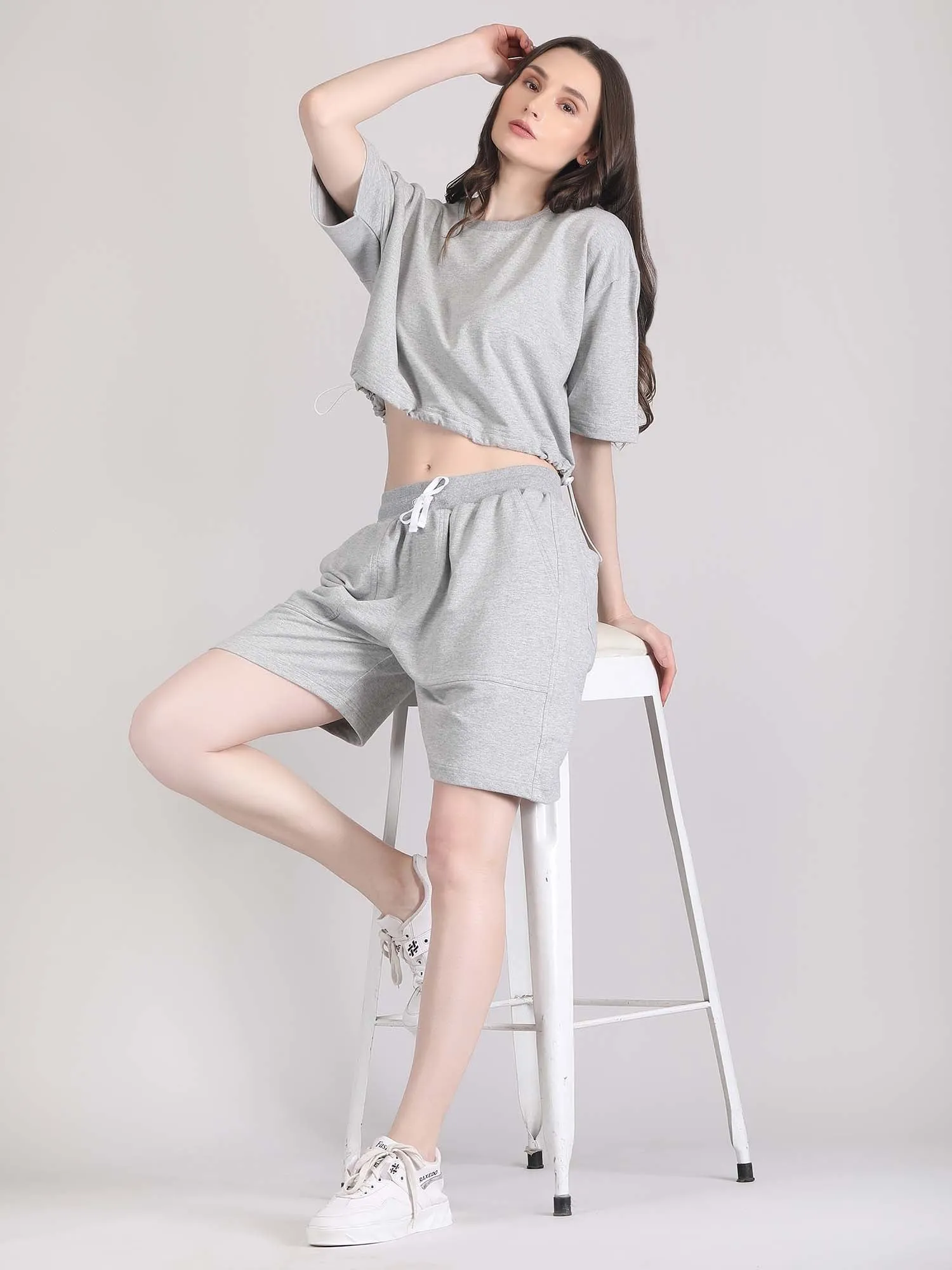 womens knee length shorts